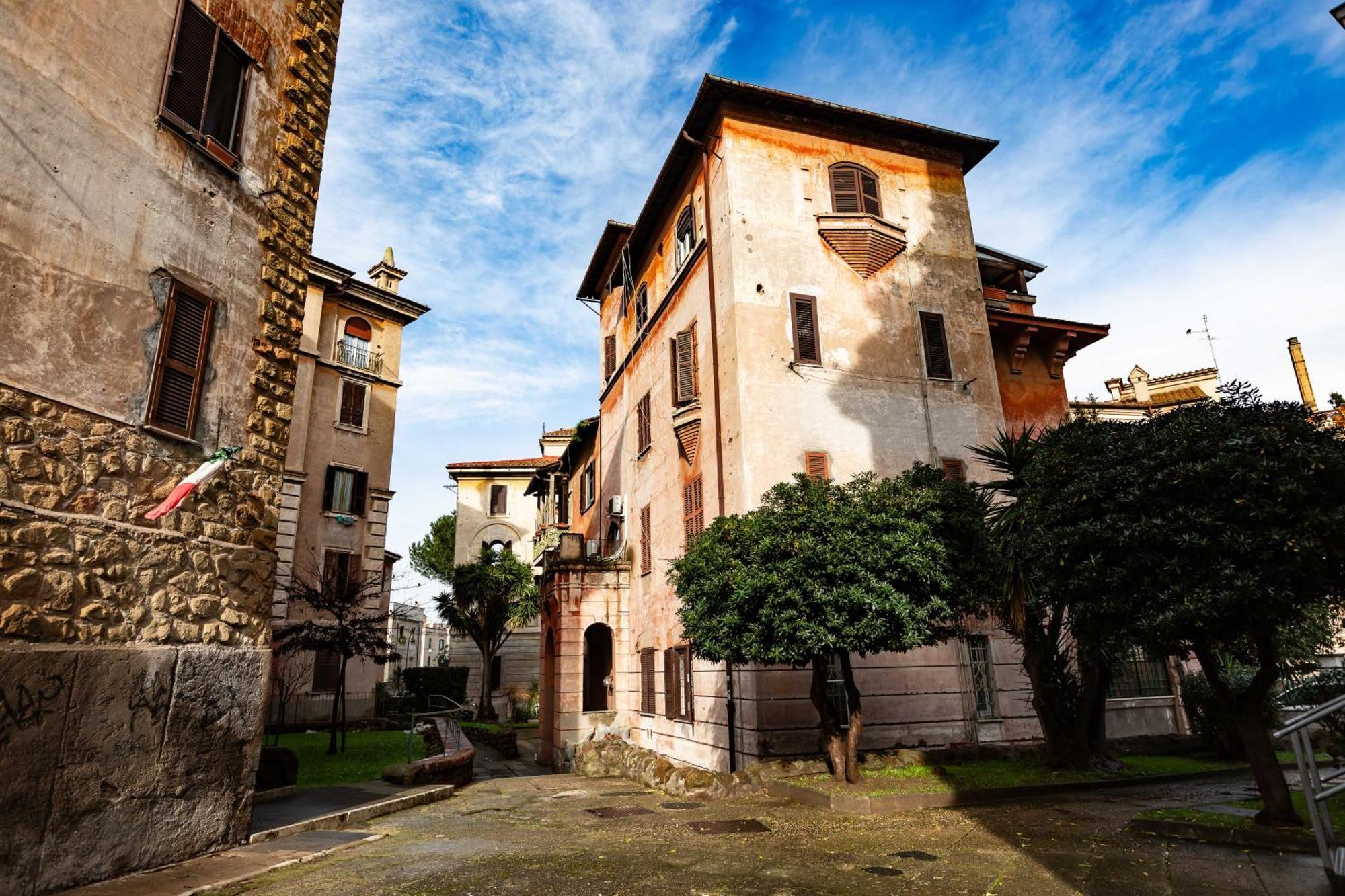 Casa Cesaroni - Zen 34 Roma